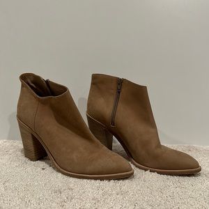 Vince leather boots